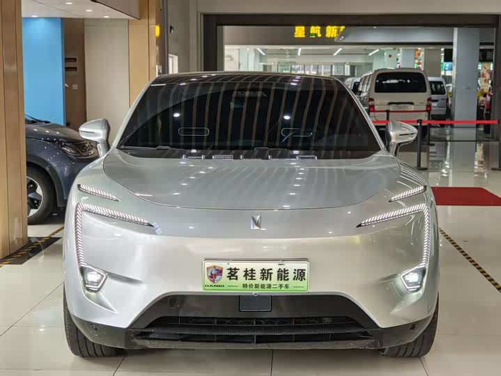 Фото 2 - Avatr 11