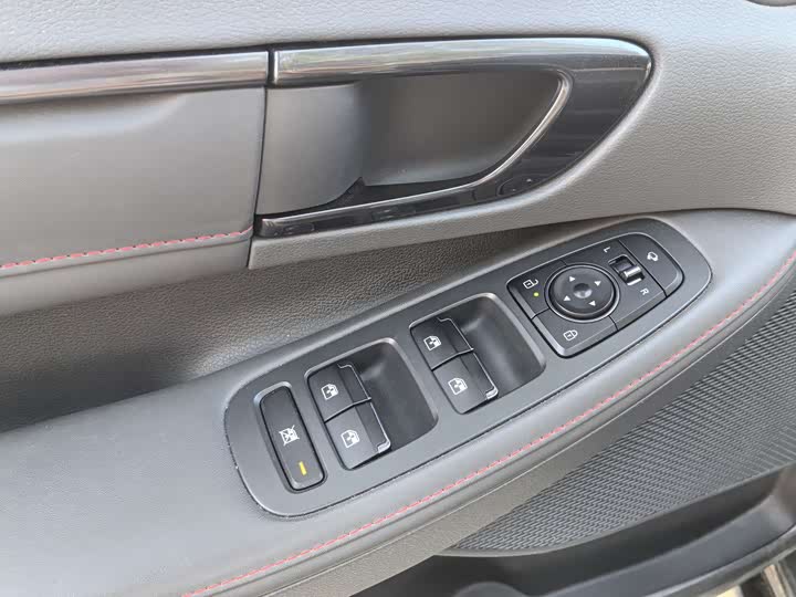 Фото 9 - Hyundai Sonata N Line