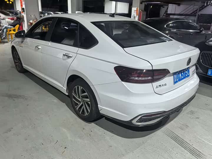 Фото 5 - Volkswagen Lavida