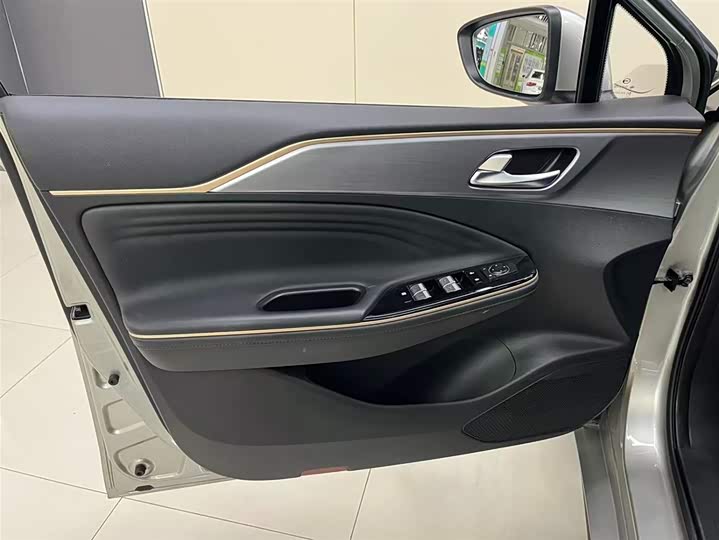 Фото 5 - GAC Aion S