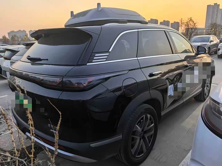 Фото 8 - BYD Sea Lion 07 DM-i Hybrid