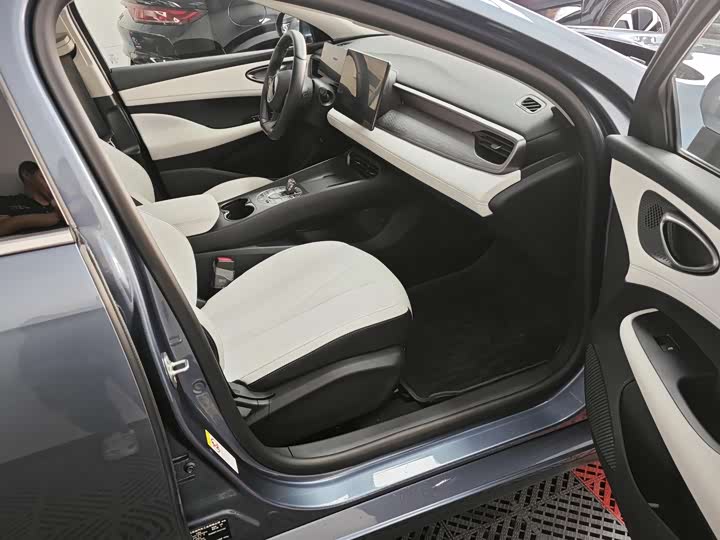 Фото 6 - BYD Seal 05 DM-i Hybrid