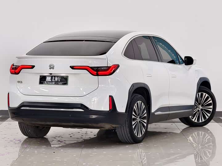 Фото 4 - Nio EC6