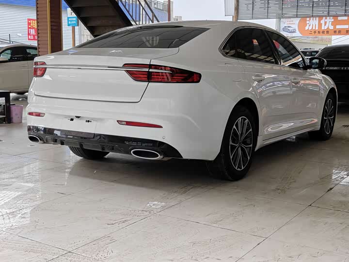 Фото 5 - Geely Preface