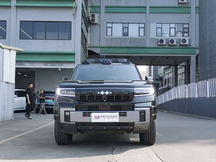 Фото 3 - BYD FangChengBao Leopard 8