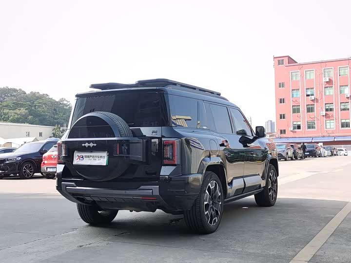 Фото 5 - BYD FangChengBao Leopard 8