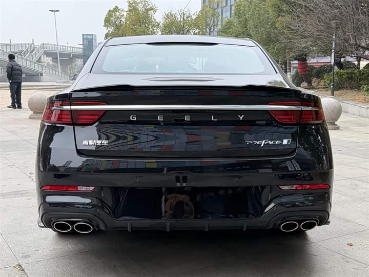 Фото 5 - Geely Preface