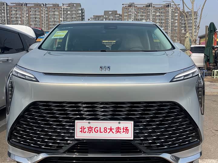 Фото 2 - Buick GL8 Century