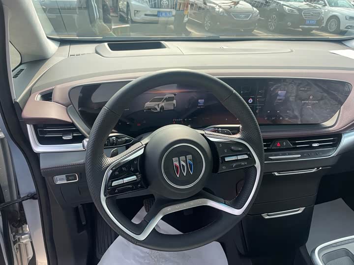 Фото 5 - Buick GL8 Century