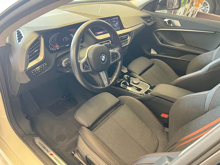 Фото 9 - BMW 2 Series