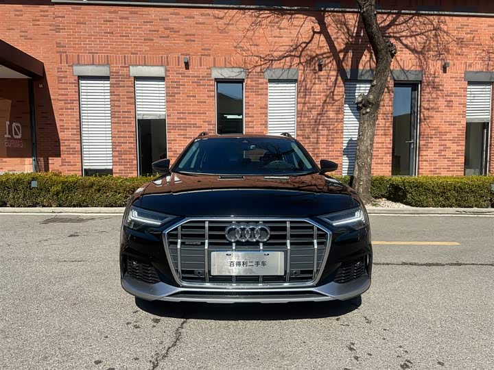 Фото 2 - Audi A6