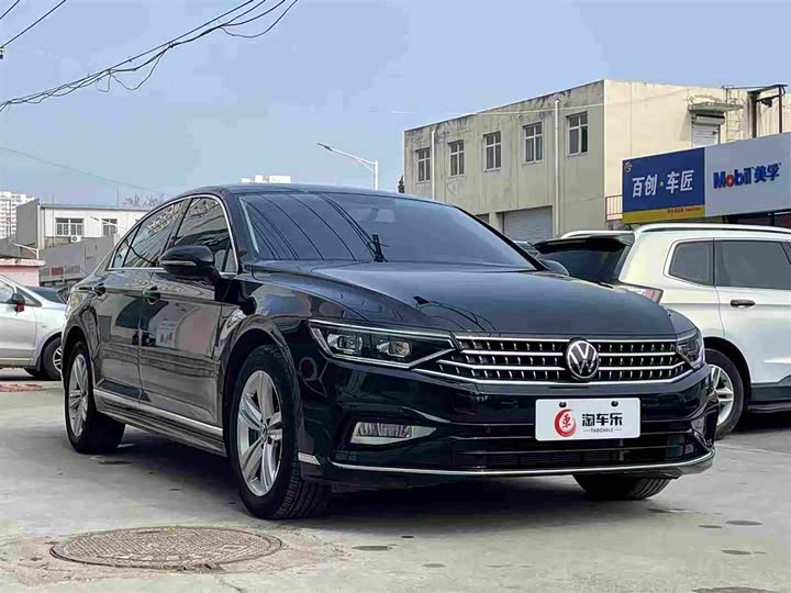 Фото 3 - Volkswagen Magotan