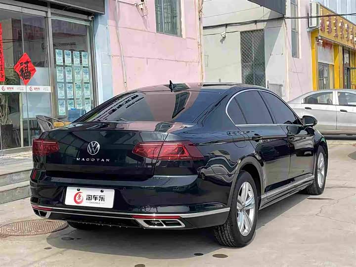 Фото 5 - Volkswagen Magotan