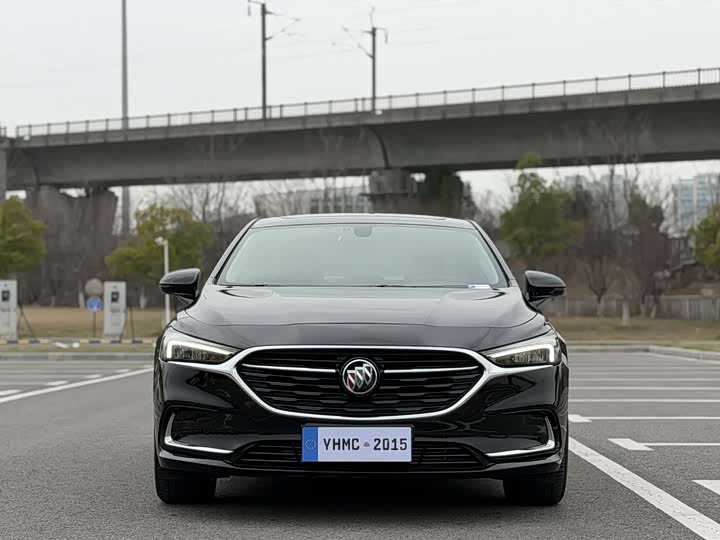 Фото 2 - Buick LaCrosse