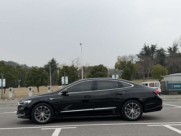 Фото 4 - Buick LaCrosse