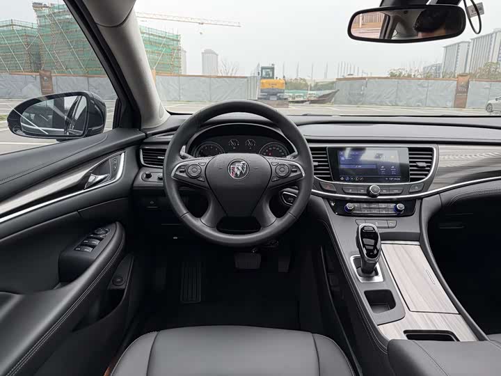 Фото 8 - Buick LaCrosse