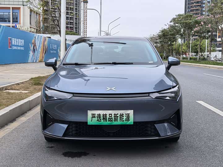 Photo 2 - XPeng P5
