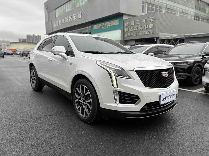 Фото 3 - Cadillac XT5