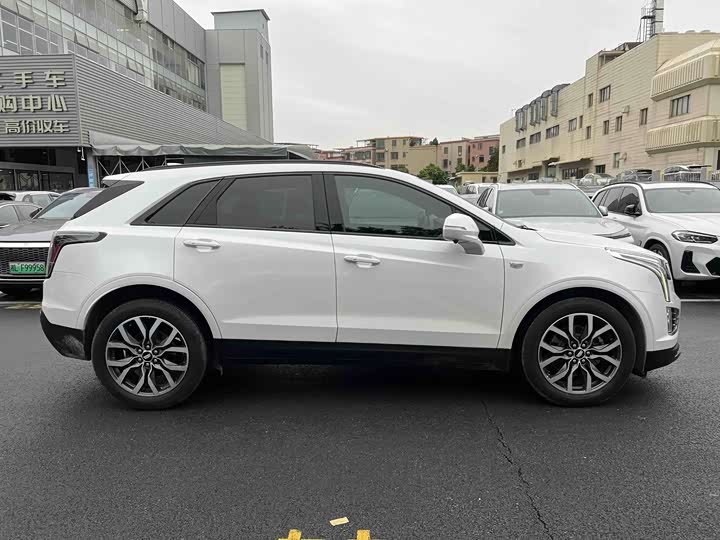 Фото 7 - Cadillac XT5