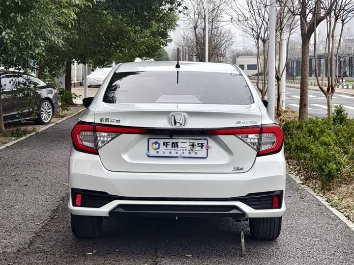 Фото 5 - Honda Envix