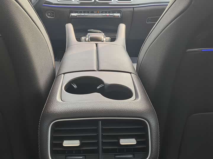 Фото 9 - Mercedes-Benz GLS-Class