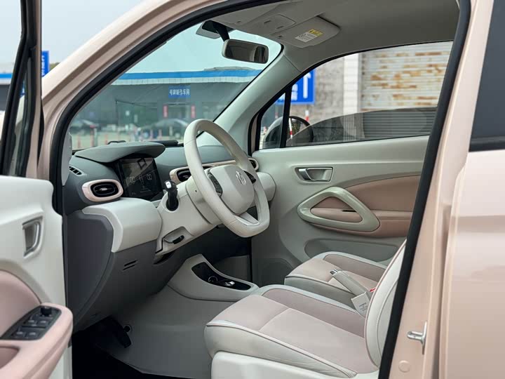 Photo 4 - Leapmotor T03