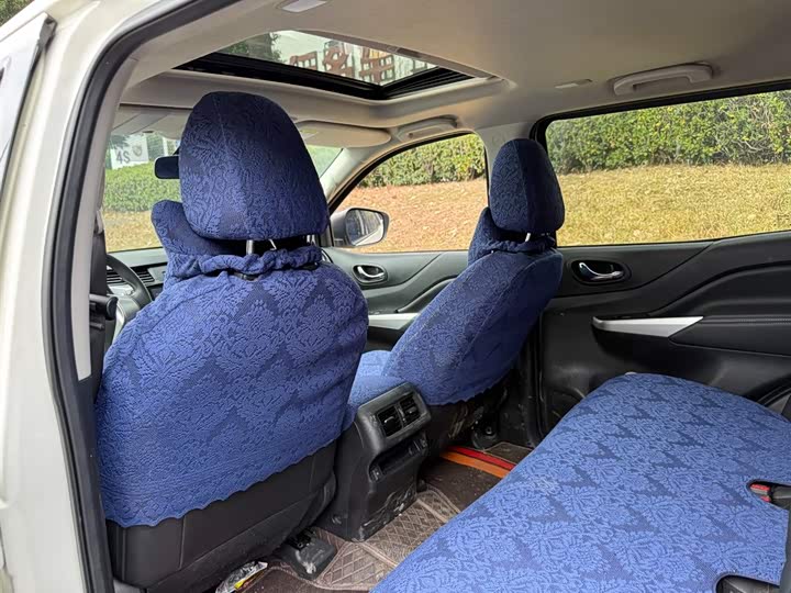 Фото 9 - Nissan Terra