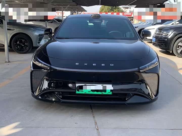 Photo 2 - Exeed Sterra ES