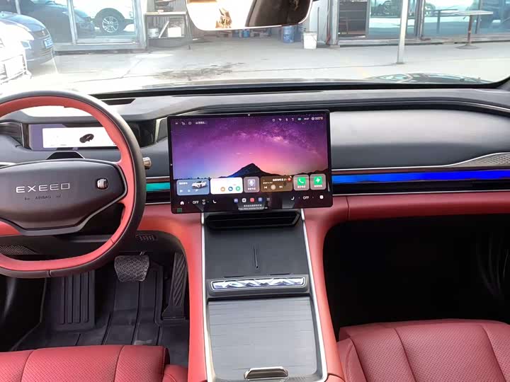 Photo 5 - Exeed Sterra ES