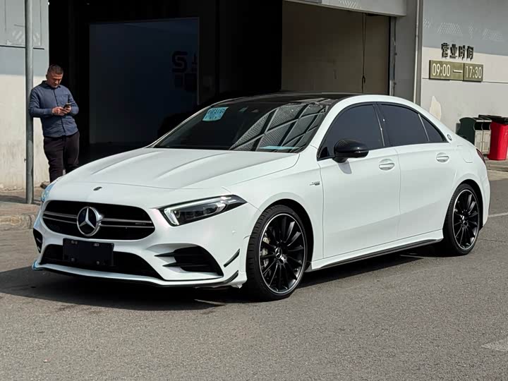 Фото 1 - Mercedes-Benz A-Class AMG