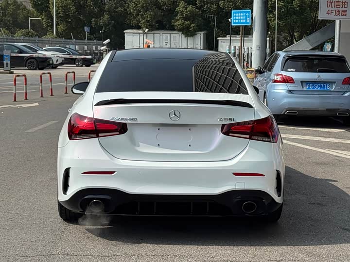 Фото 5 - Mercedes-Benz A-Class AMG