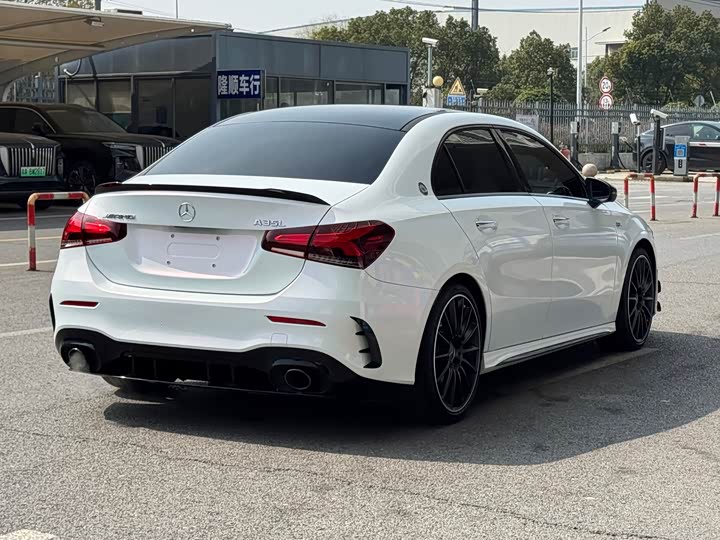 Фото 6 - Mercedes-Benz A-Class AMG