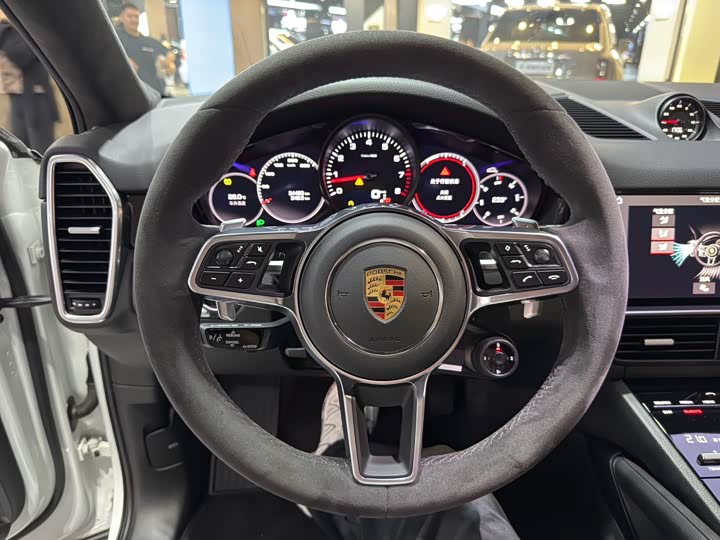 Photo 7 - Porsche Cayenne