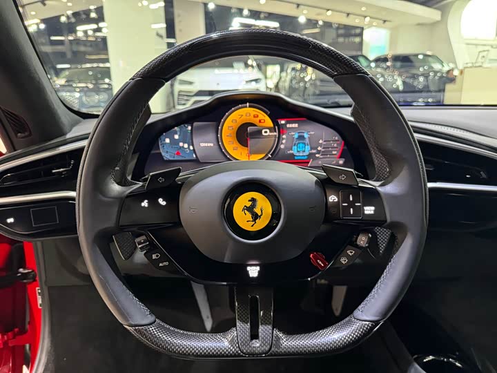 Фото 5 - Ferrari 296