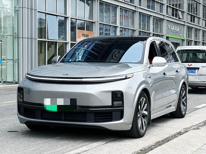 Фото 1 - LiXiang L8