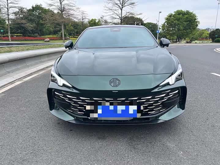 Фото 2 - MG Motor 7