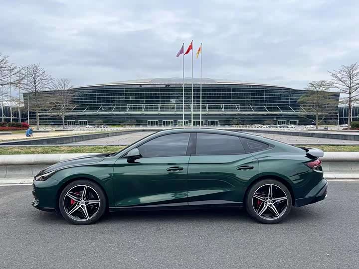 Фото 8 - MG Motor 7