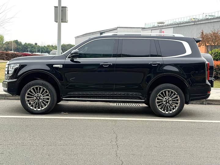 Фото 3 - Tank 500 Hybrid