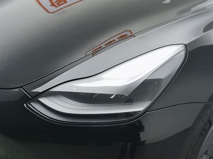 Фото 7 - Tesla Model 3