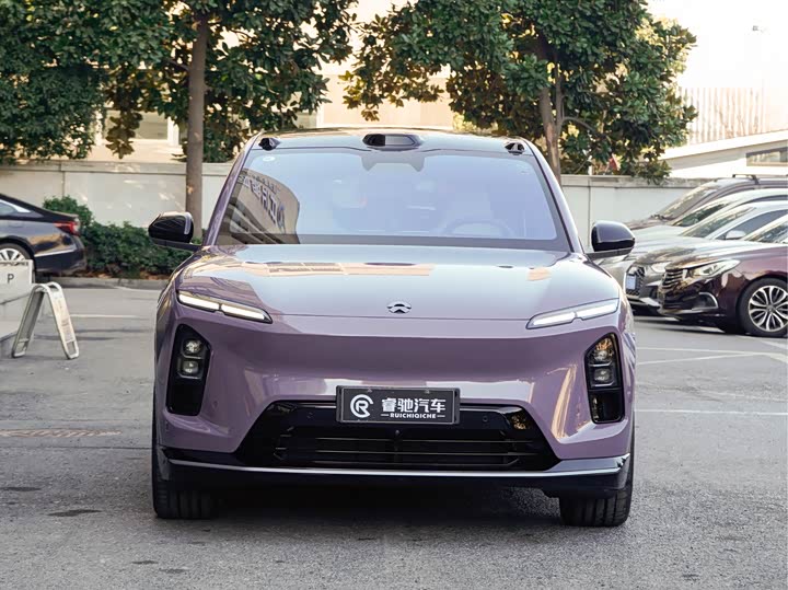 Фото 2 - Nio EC6