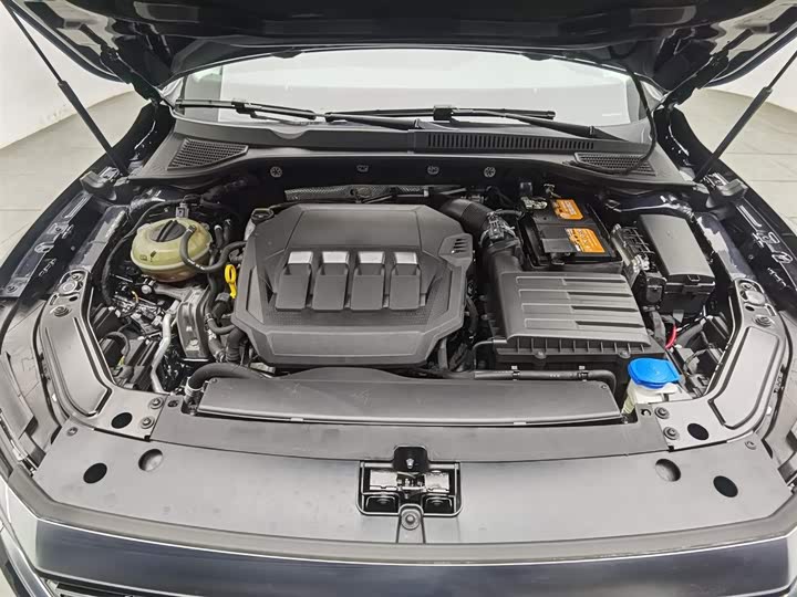 Фото 6 - Volkswagen Passat