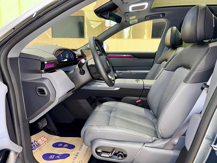 Фото 9 - Zeekr 7X