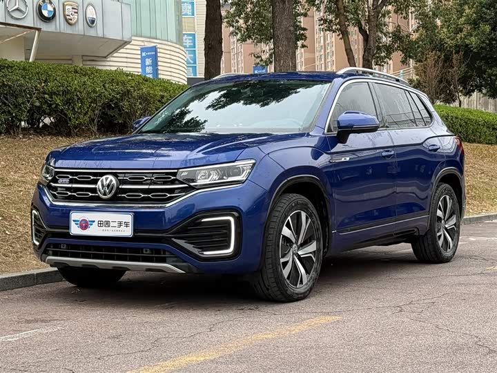 Фото 1 - Volkswagen Tayron GTE Hybrid