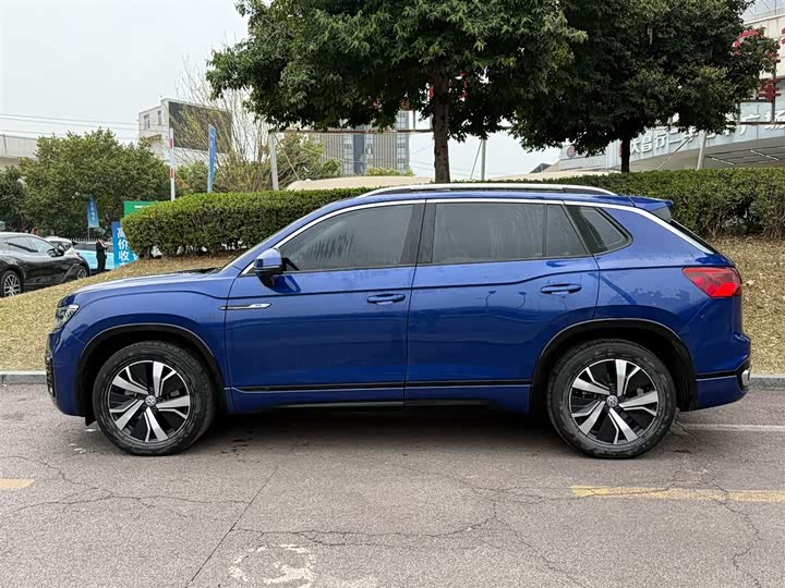 Фото 3 - Volkswagen Tayron GTE Hybrid