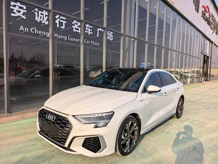 Фото 1 - Audi A3