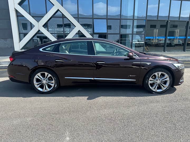 Фото 4 - Buick LaCrosse