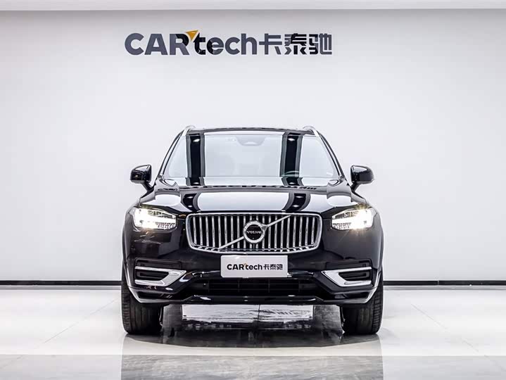 Фото 2 - Volvo XC90