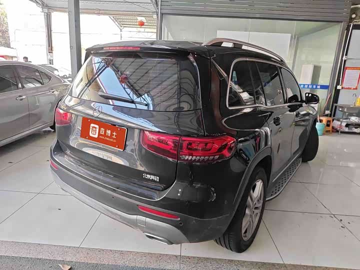 Фото 2 - Mercedes-Benz GLB-Class