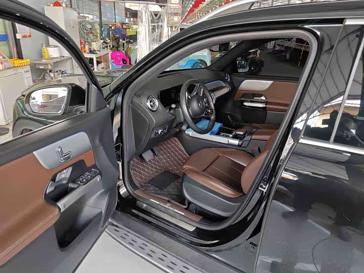 Фото 7 - Mercedes-Benz GLB-Class