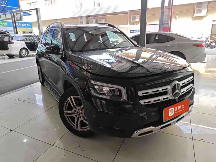 Фото 9 - Mercedes-Benz GLB-Class